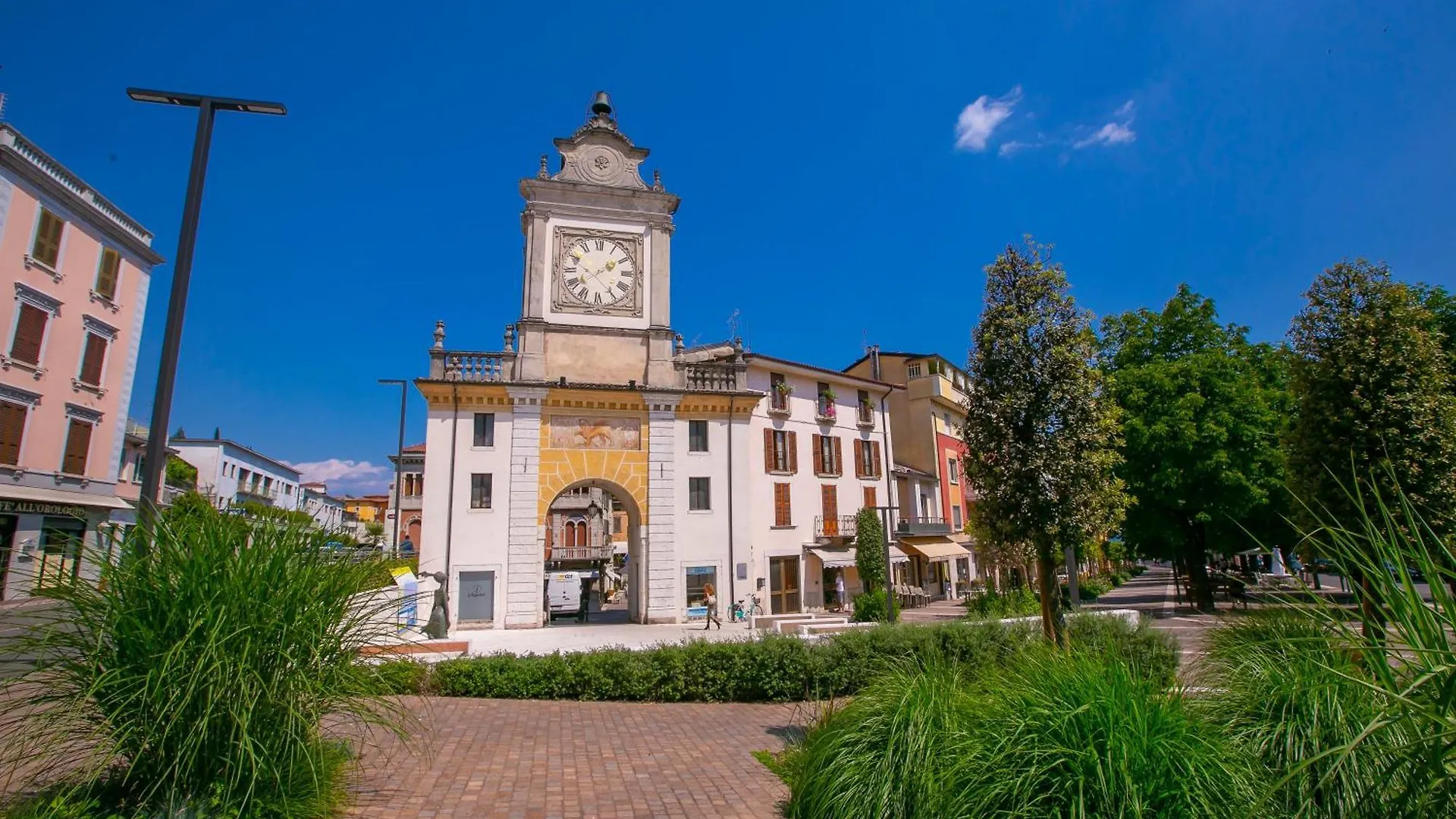 Apartament Alma - 100M Near Lake - Happy Rentals Salò